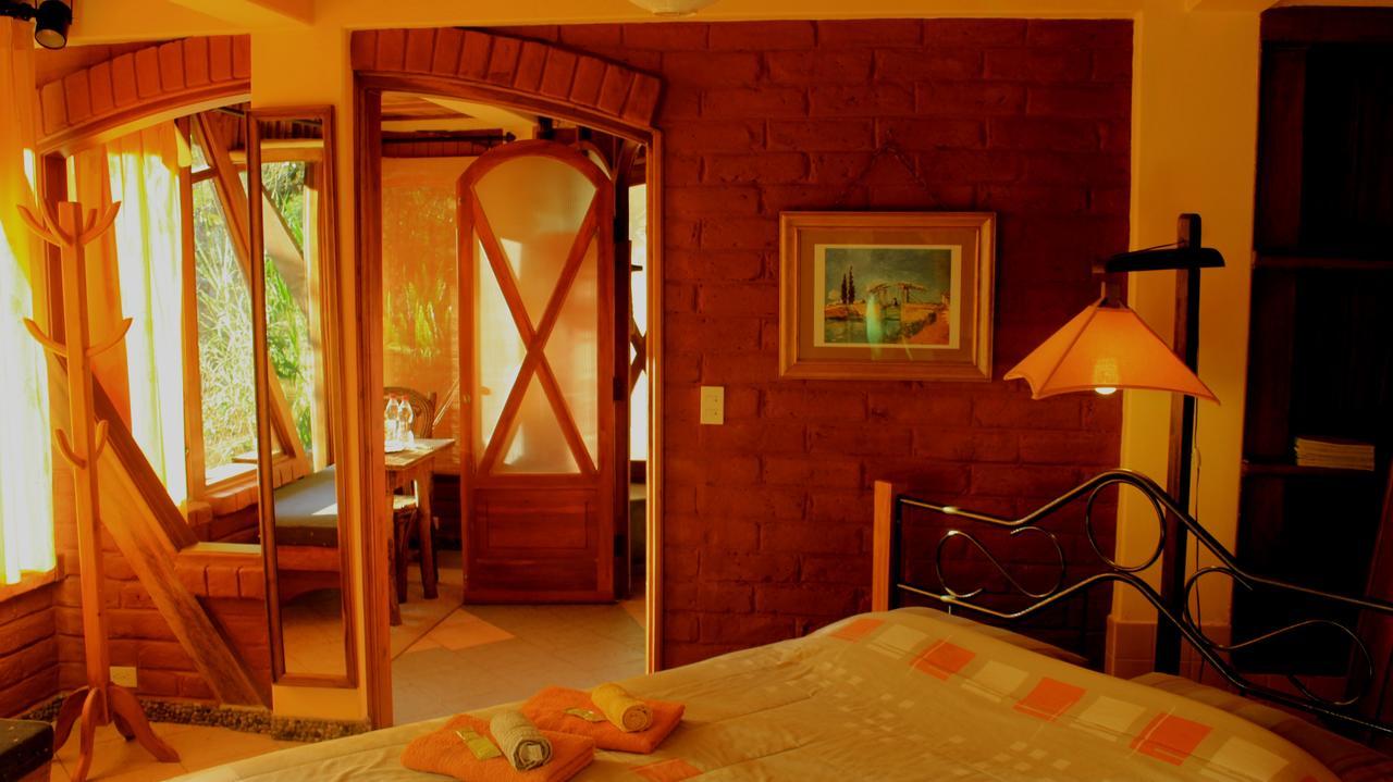 Finca Chamanapamba Guest House Banos  Bagian luar foto